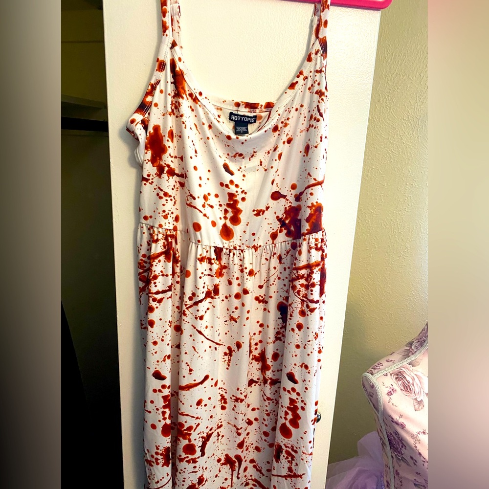 Hot Topic Halloween Blood Splattered Dress!  Size 2       New w/o Tags